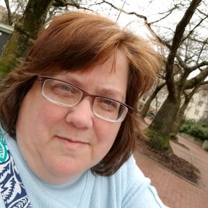 Meet your Posher, Joyce